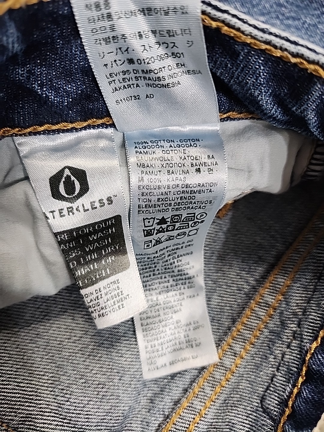Vintage Levis With Big E Leather Patch Acid Wash Blue Low Loose Sz 26×32 Frayed