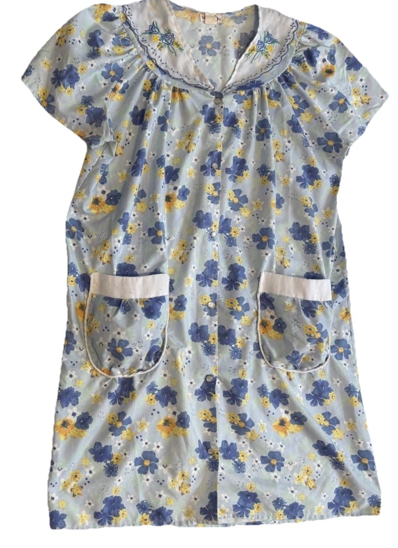 Vintage Casual Nights Floral House Dress /Grannycore Lounge Dress