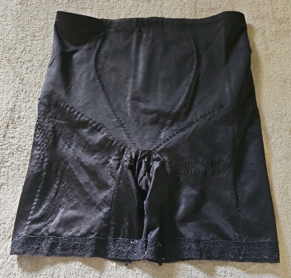 15 Pc Vintage Bras, Girdles & Shapers Lot Satin Nylon Lace FLAWS