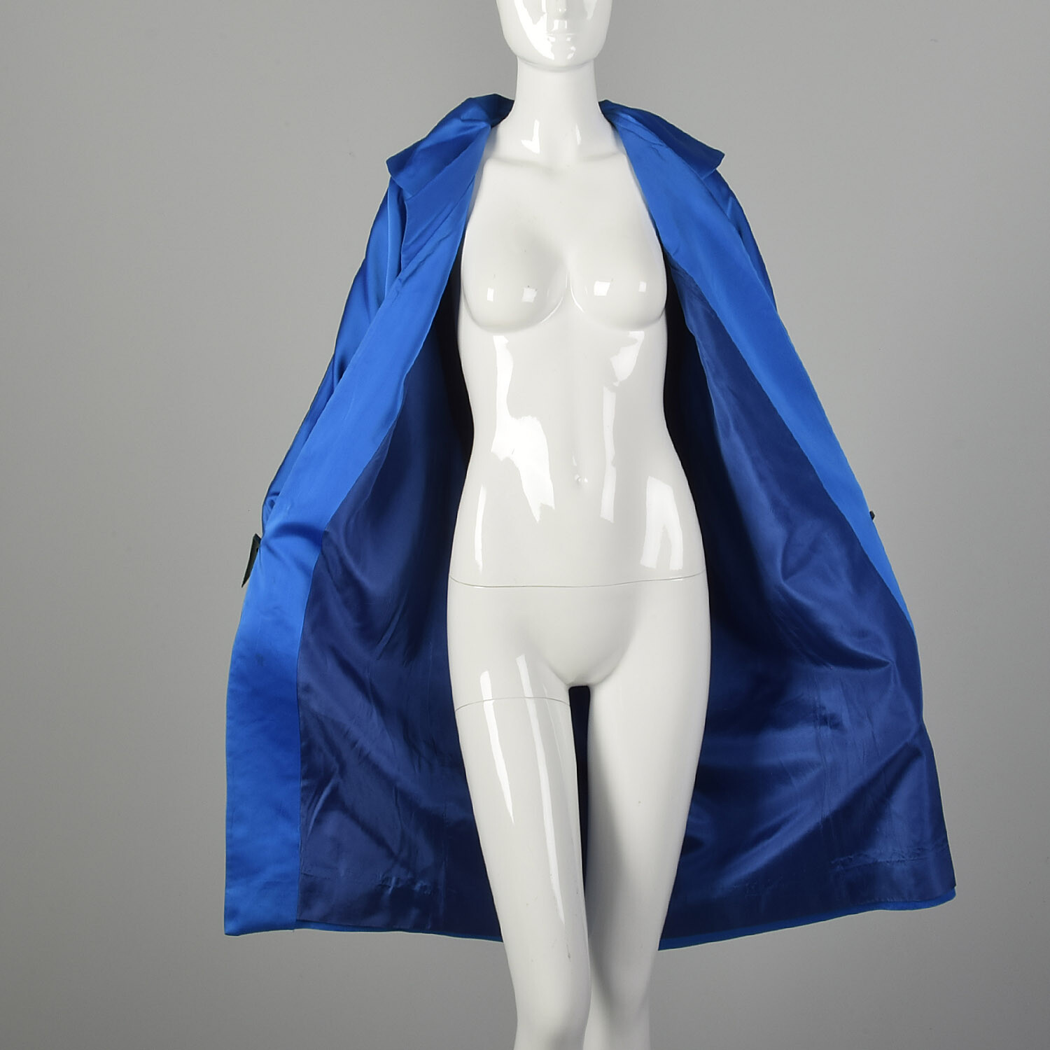 Small 1950s Clutch Coat Blue Satin Bracelet Batwing Sleeves Wide Collar VTG 50s
