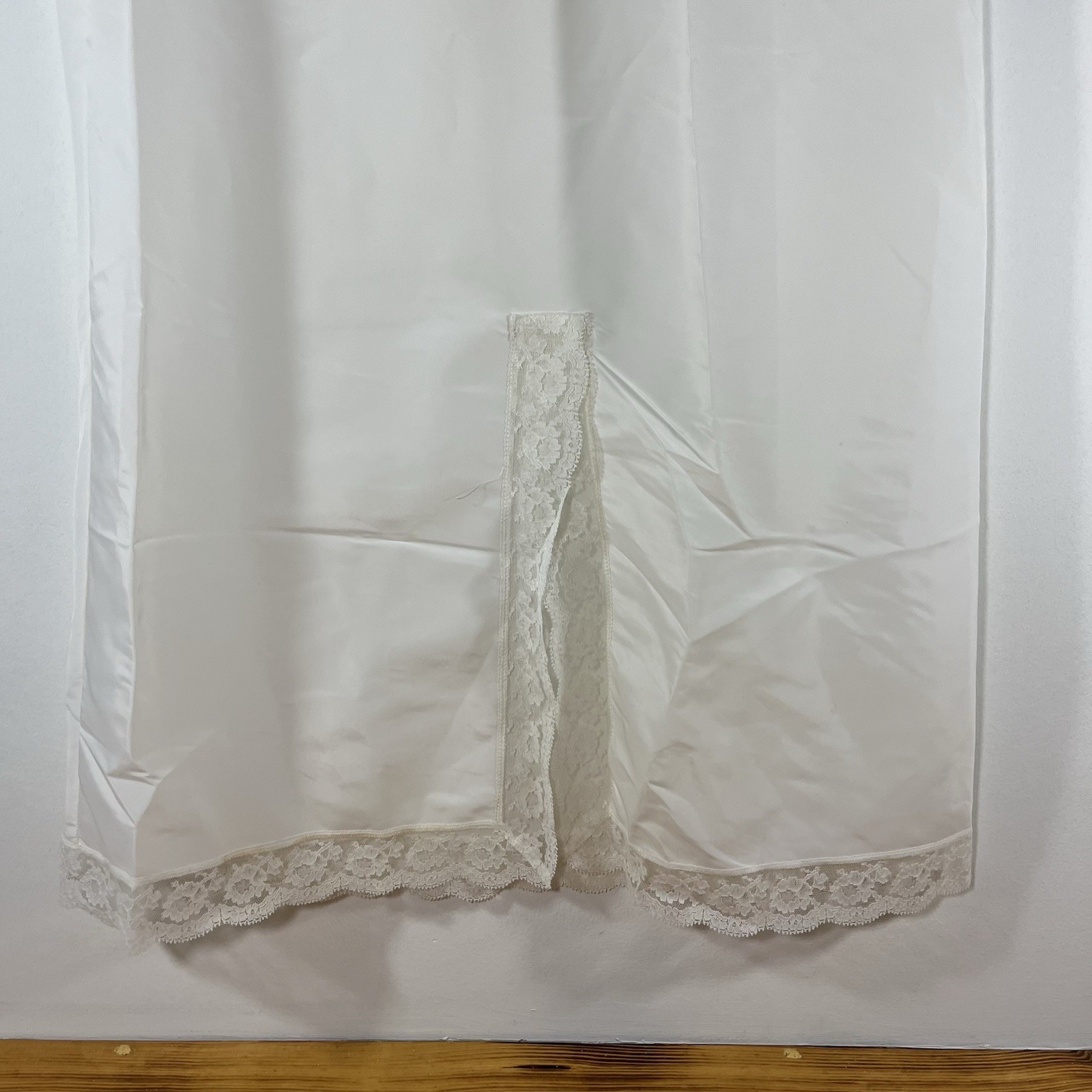 VINTAGE Bonwit Teller Ivory Full Length Maxi Skirt Slip Satin Lace Slit Medium