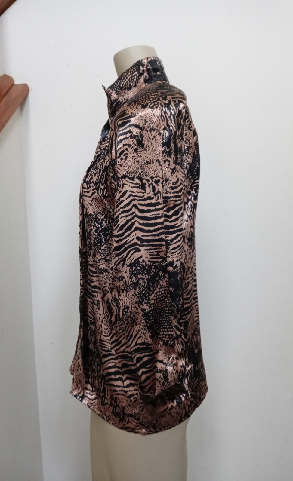 VTG Women S Shirt High Reg Collar Black Gold Animal Print Karen by Anette & Mika