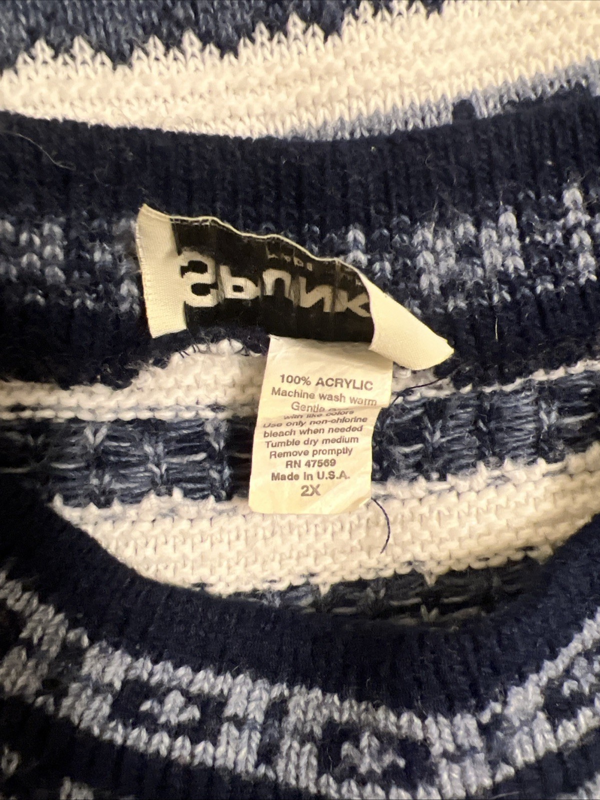 Spunky Vintage Blue And White Sweater 100% Acrylic Made in USA XL/2XL Unisex