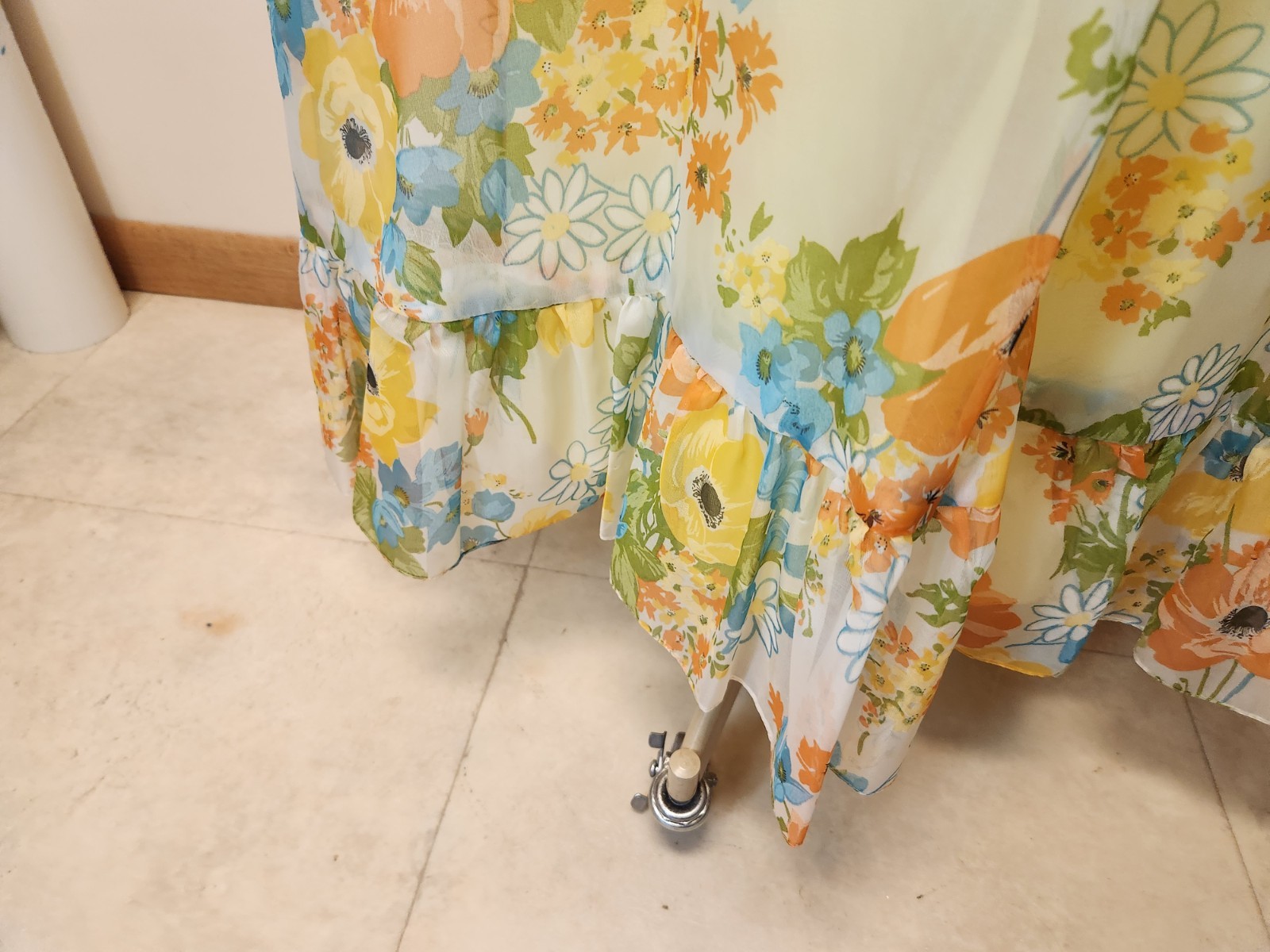 Vtg Wm’s 70s Yellow Floral Maxi Dress*Sheer Flutter Sleeve*Lg-photo Measurements