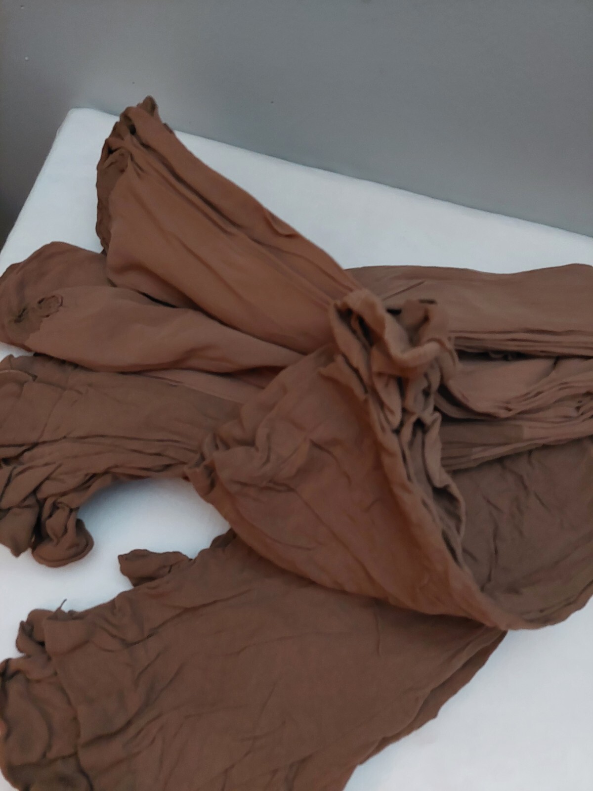 1 pairs Penningtons Pantyhose Queen Size 3X Color Taupe