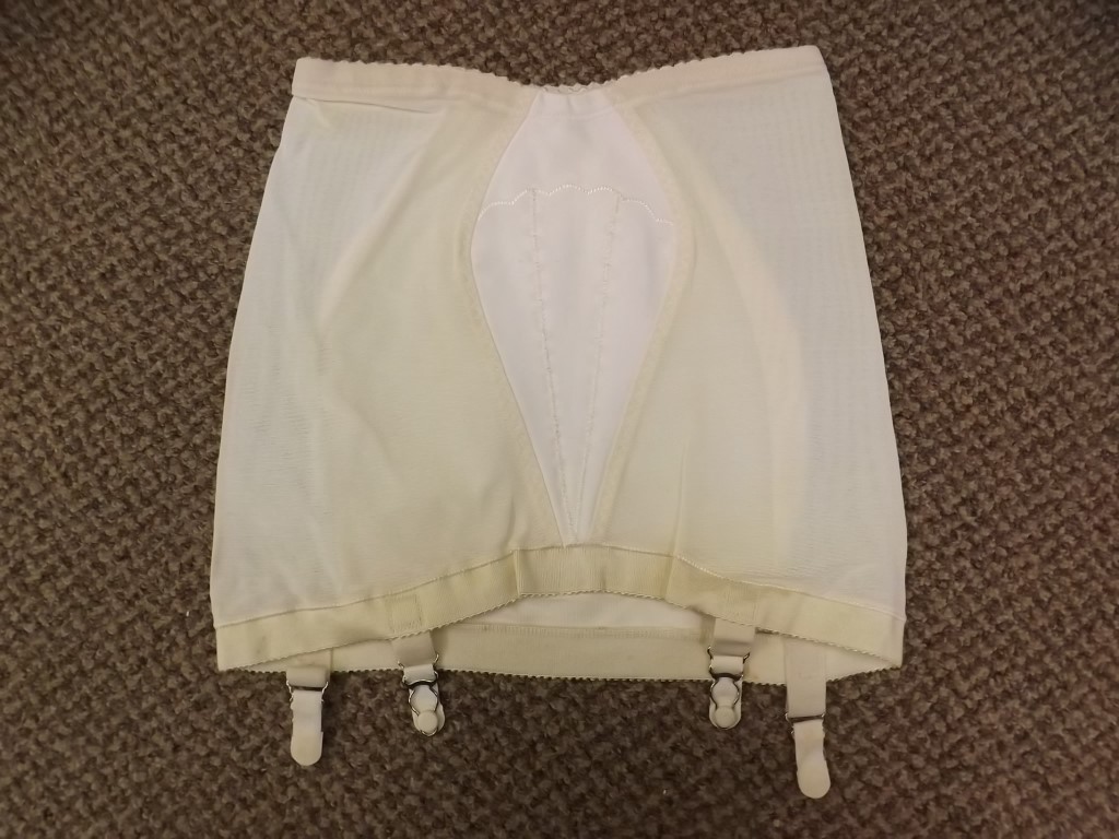 Sexy Girly Pin Up Vtg 50s 60s NEW NOS Open Bottom Garters Girdle L 29/30 Shaper