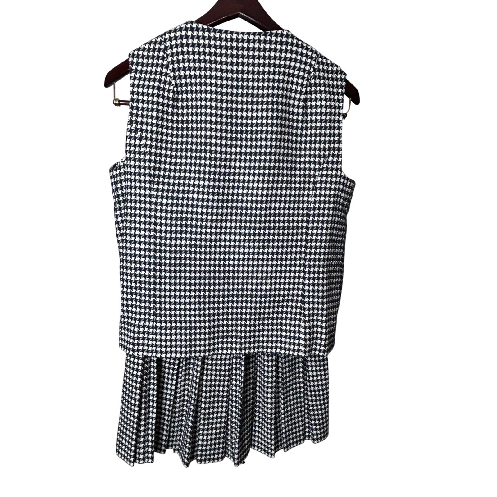 Vintage Herman Marcus Black White Houndstooth Vest and Pleated Skirt Set Size 12