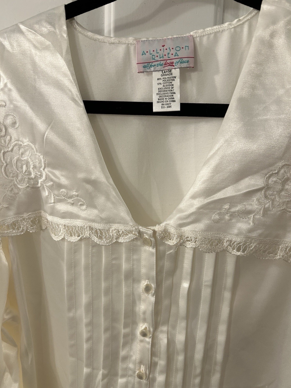 Vintage ALLISON RHEA Women’s Size L Ivory Satin Nightgown, Lace Trim NEW