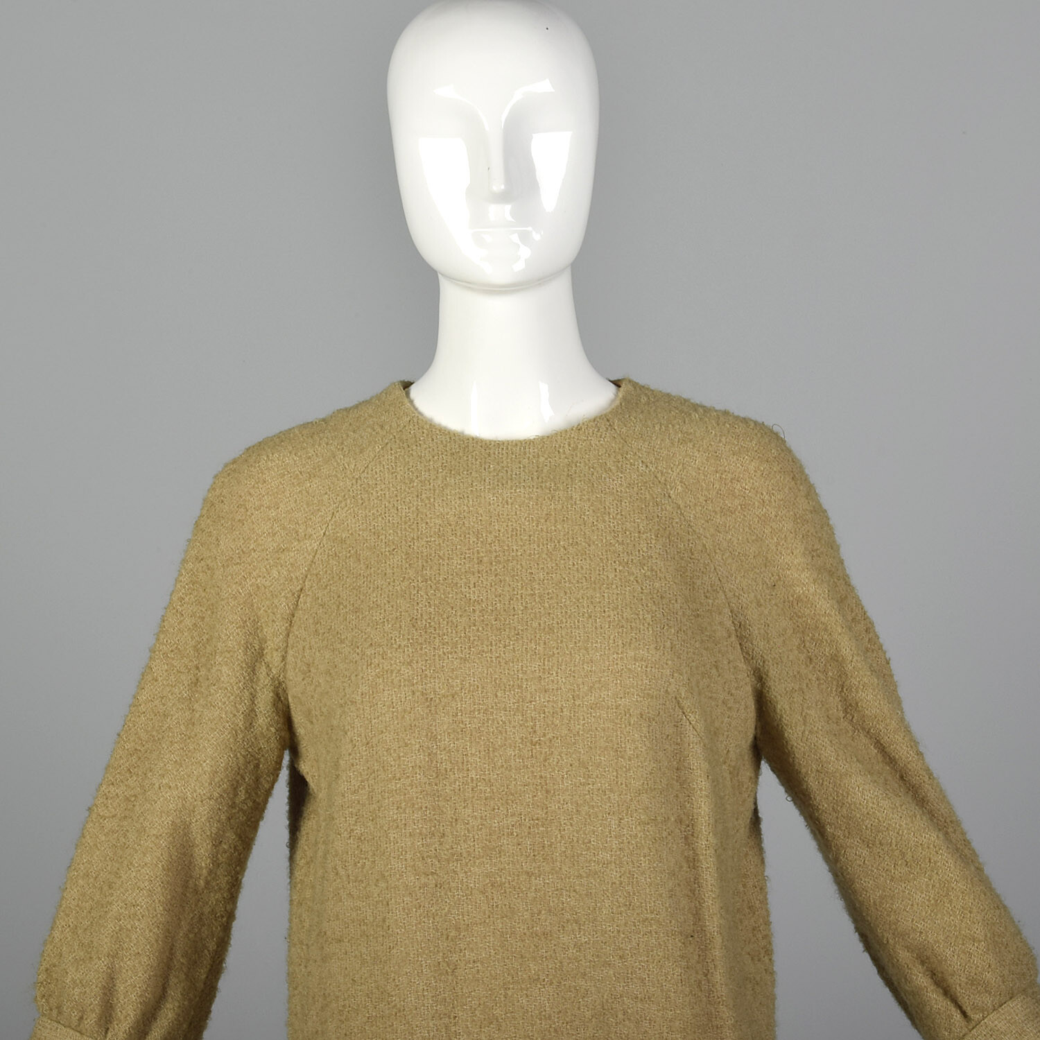 Small 1960s Bouclé Shift Dress Minimalist Autumn Dress Bracelet Sleeves 60s VTG