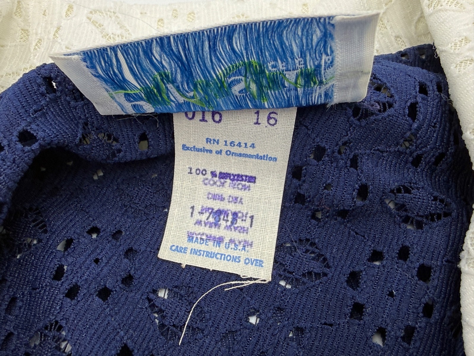 Vintage 1970s Eyelet Peek-a-boo Shirt Dress Navy/White 100% Poly USA NOSWOT