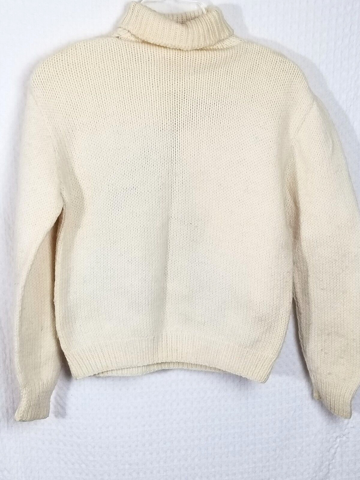 Vtg 70’s White Handmade Wool Knit Sail Boat Embroidered Turtle Neck Sweater Sz S