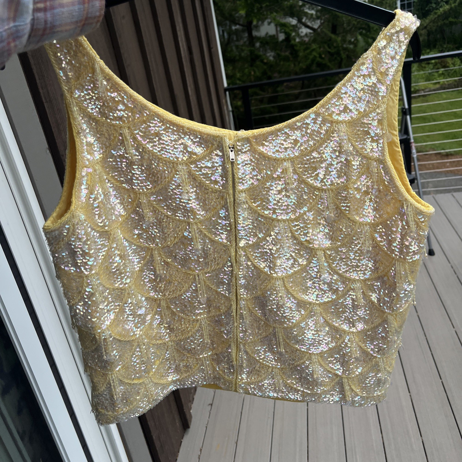 Vintage 60s House of Gold Hong Kong Pink Beaded Sequin Lattice Shell Top