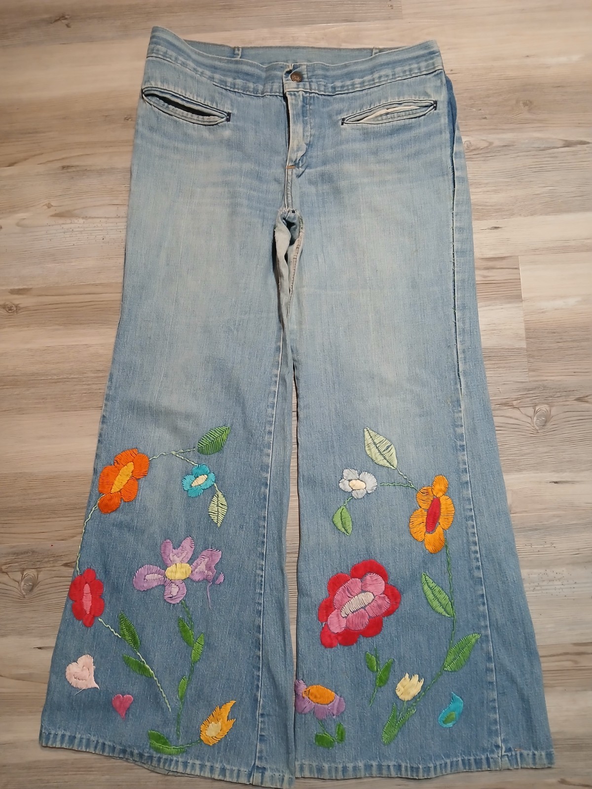 Vintage 70s Denim Bell Bottom Custom Embroidered Flare Hippy 32×28.5 RARE Floral