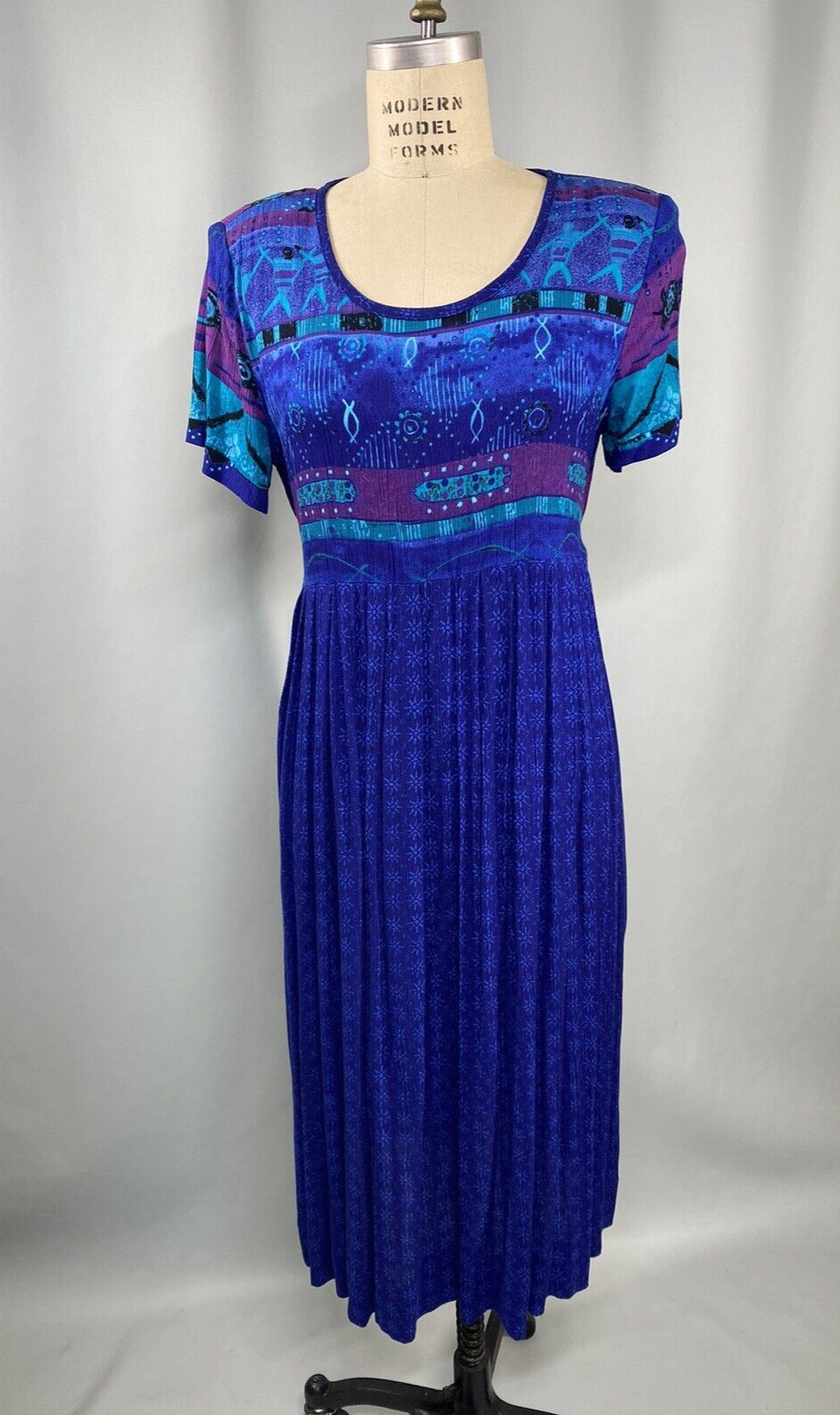 Vintage Dress SIZE 8 Rayon Teacher Mom shift blue 80s 90s shoulder pads shift