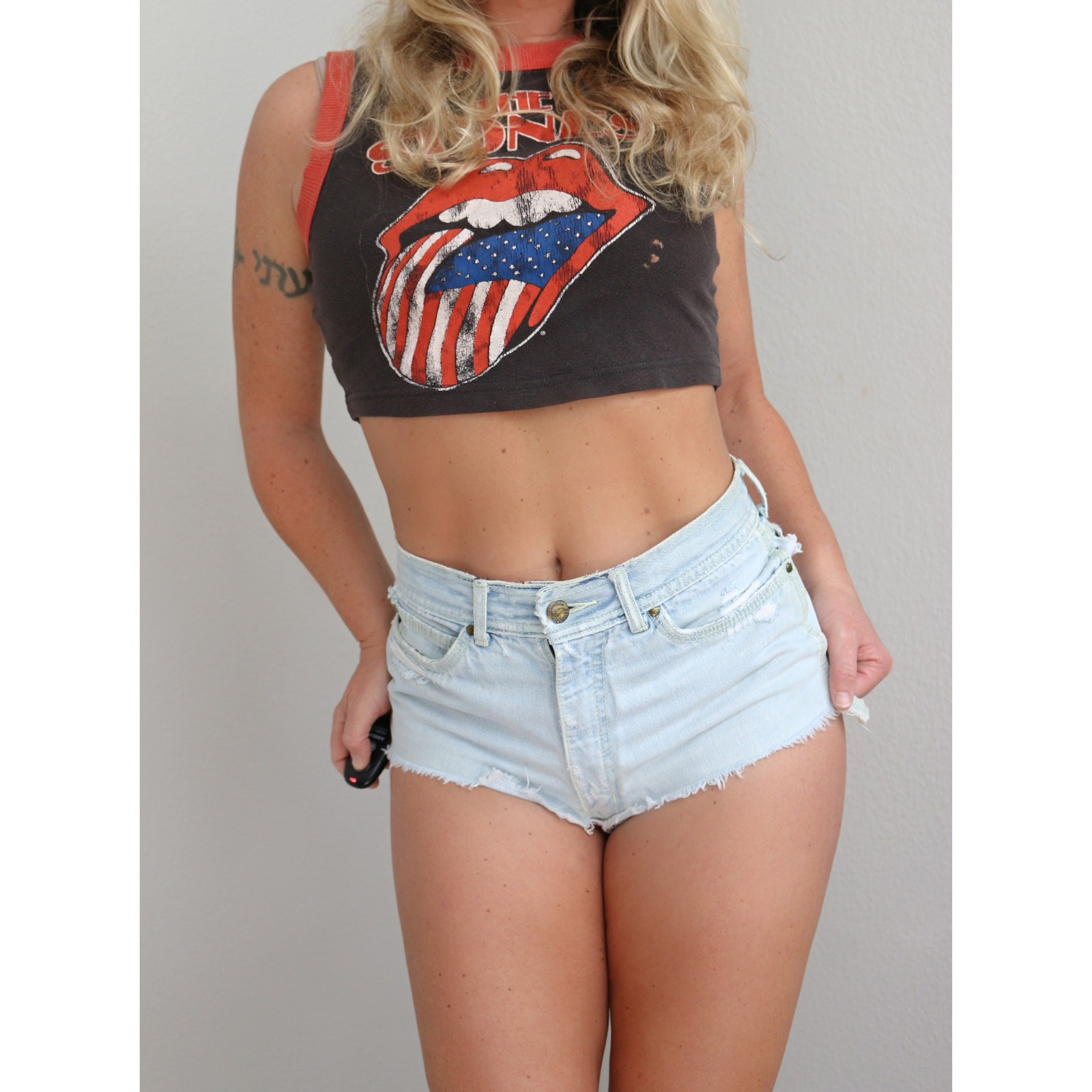1970’s Vintage Zeppelin Cheeky Distressed Daisy Duke Denim Shorts ~Women’s XS SM