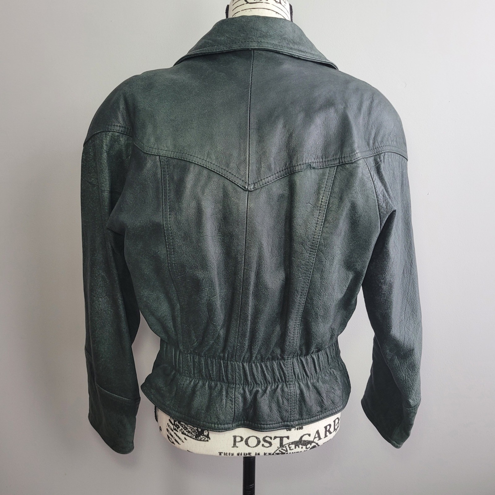 Vintage Adventure Bound Wilson’s dark green leather bomber jacket thinsulate