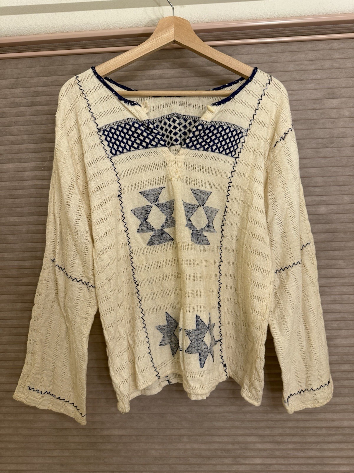 Vintage Cotton Blouse White Blue Collectors Indigenous Embroidered