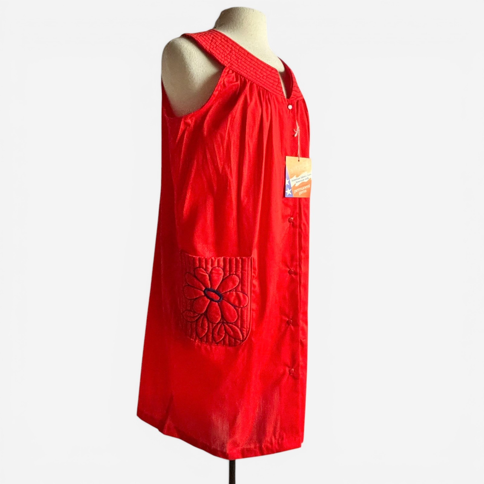 Vintage 1960s Springmaid Red Housecoat Dress Embroidered Pockets NOS NWT