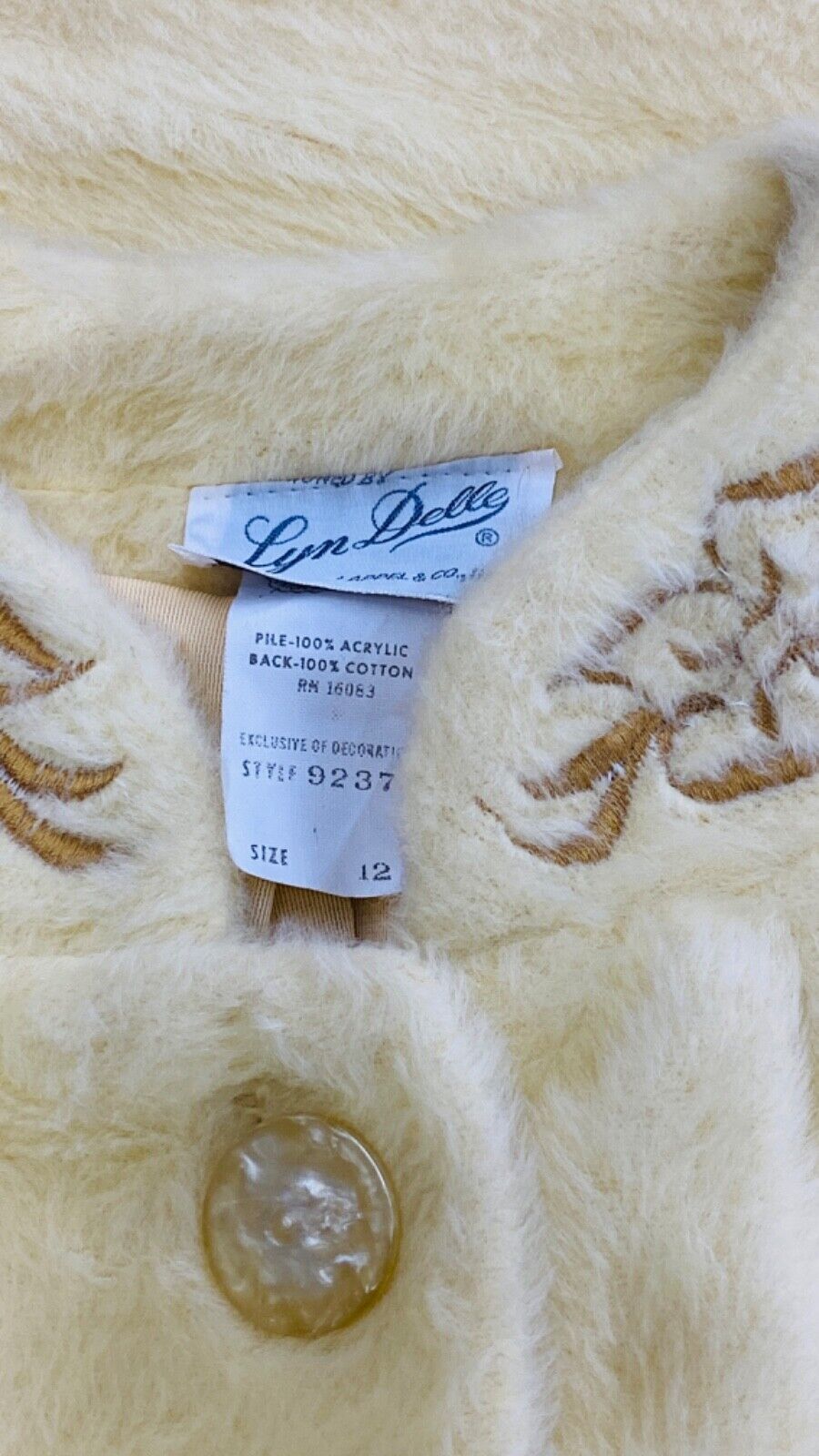 Vintage 1960s light yellow plush robe, ivory fuzzy house coat NOS deadstock S