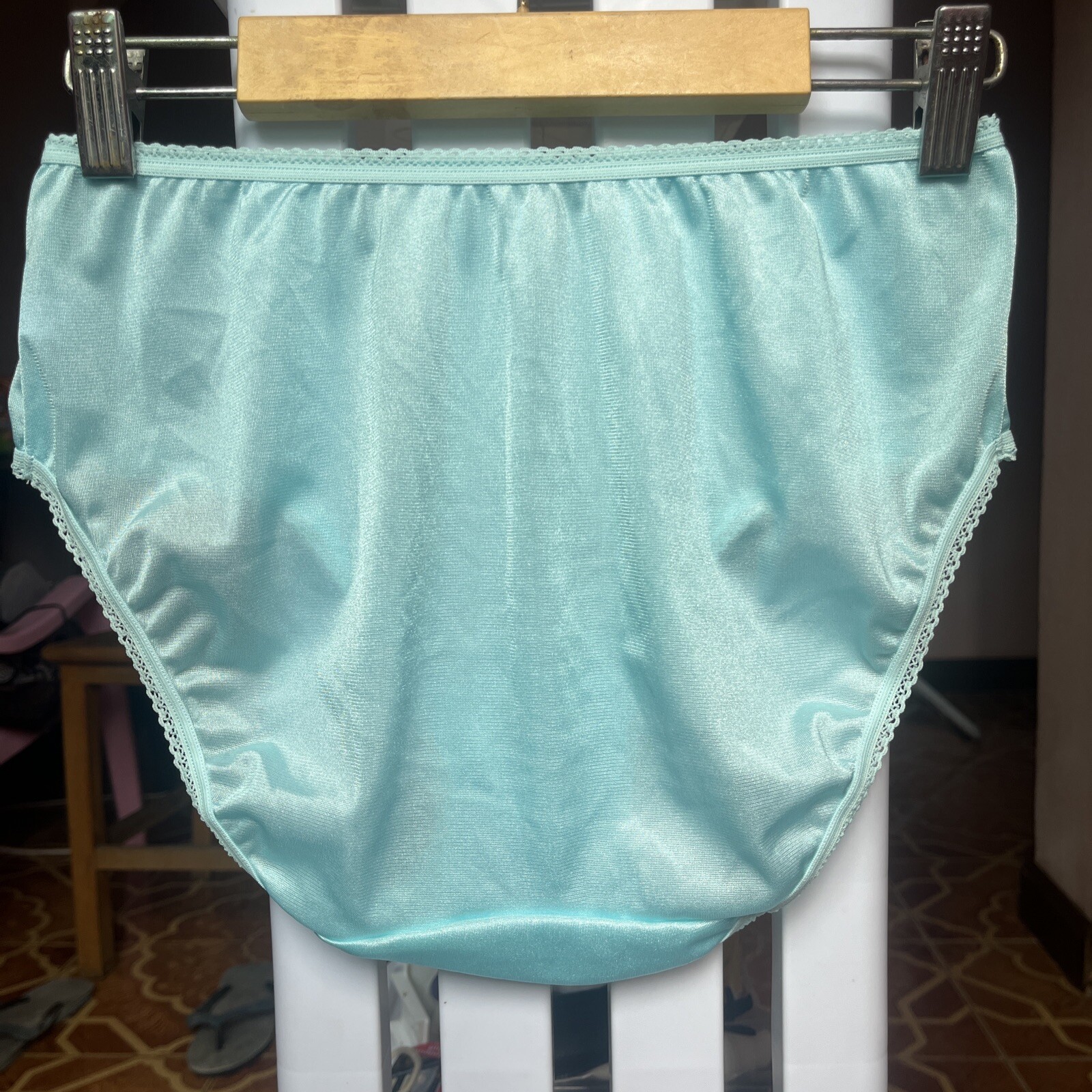3X Vintage Panties Nylon Classic Briefs Bikini Trim Lace Size 6 Hip 39 Inch