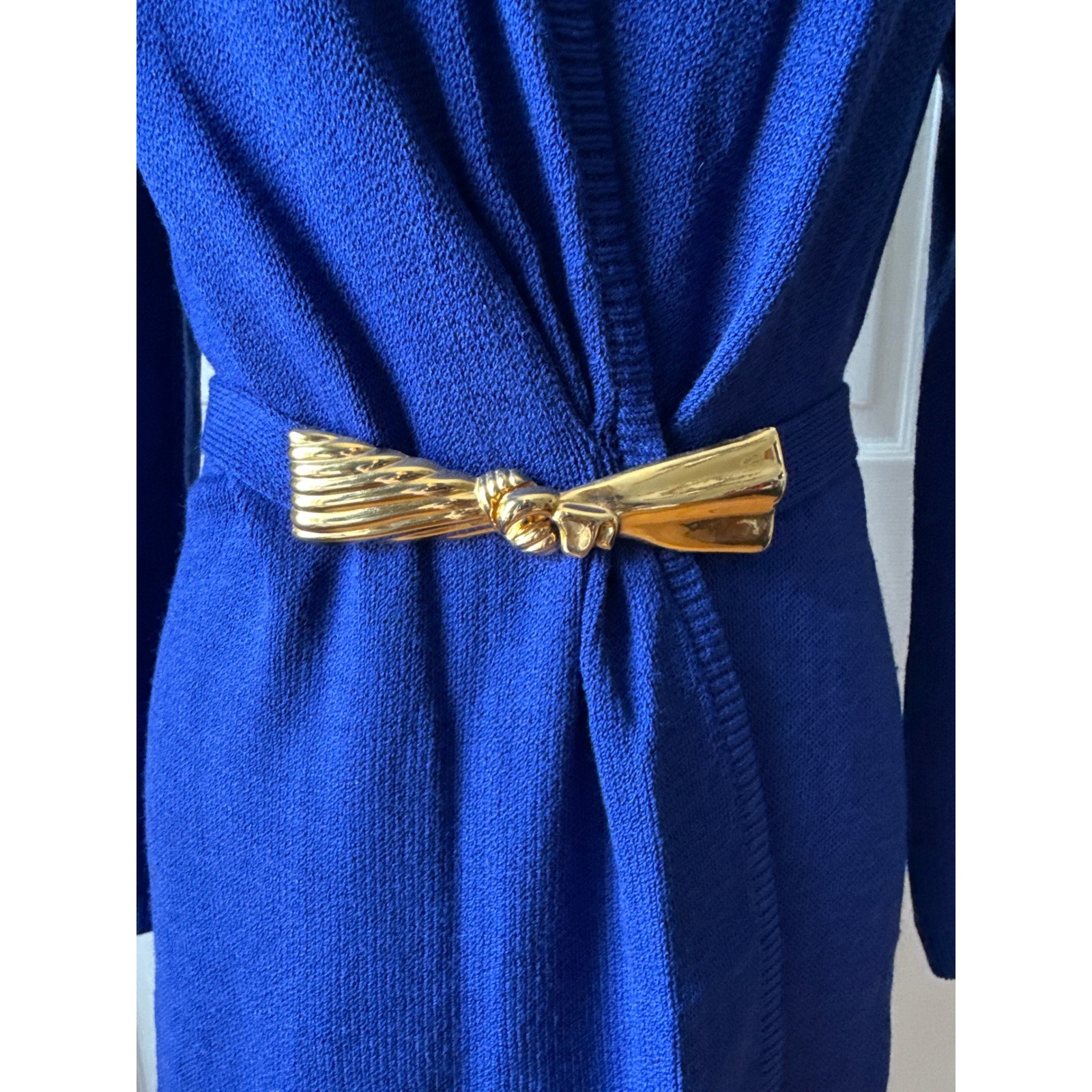 Vintage St. John Santana Knit Wrap Midi Dress Long Sleeve Gold Belt Est Size M