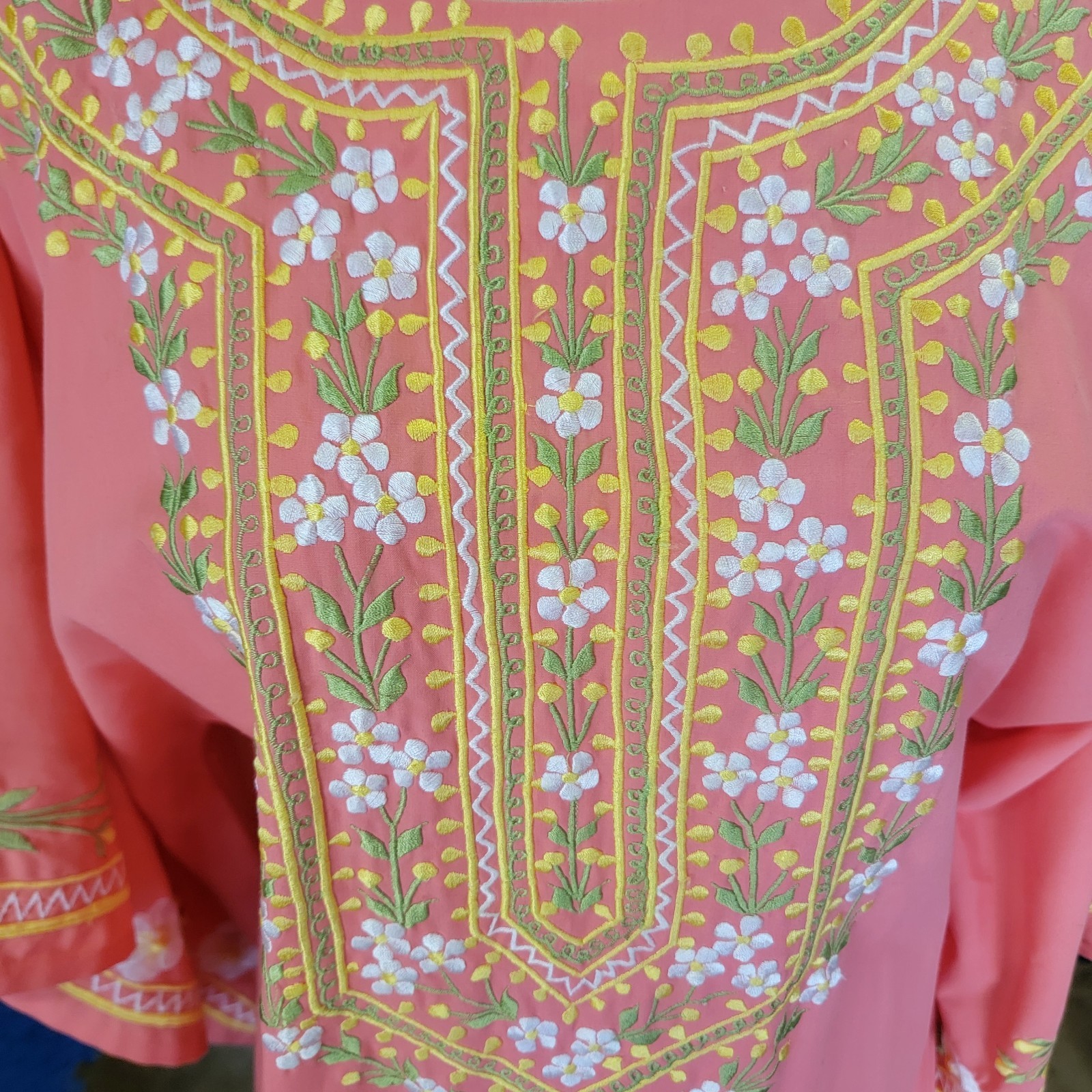 Vintage Angel Wing Embroidered Kaftan Apricot Peach Dress M