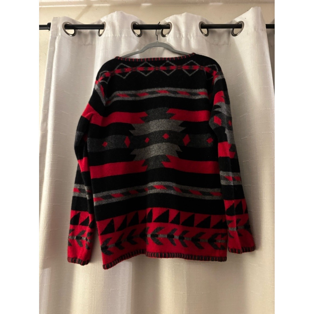 Vintage Jones New York 100% Lambswool Red, Gray, Black SW Geometric Sweater – L