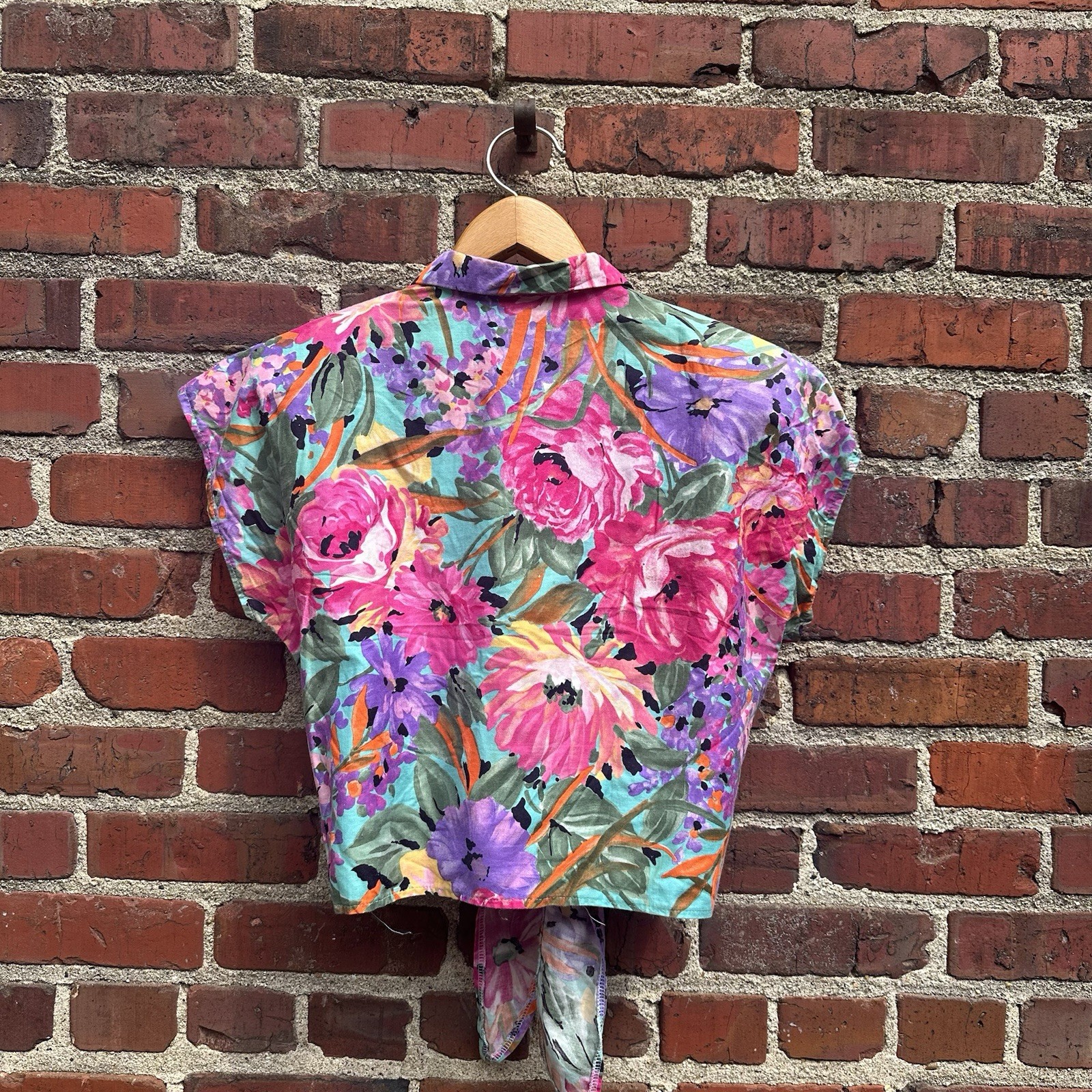 Vintage Sea Suns Vibrant Floral Watercolor Blouse Tie Waist Shoulder Pads 80s