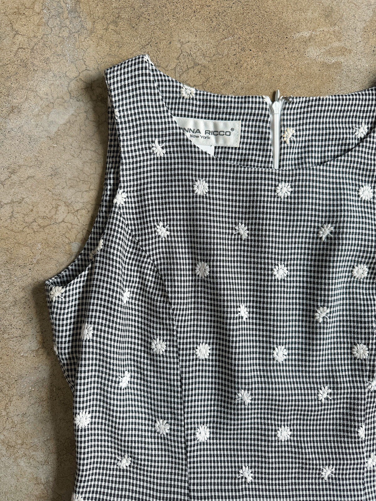 Vintage 90s Donna Ricco Gingham Floral Embroidered Sheath Dress Size 8