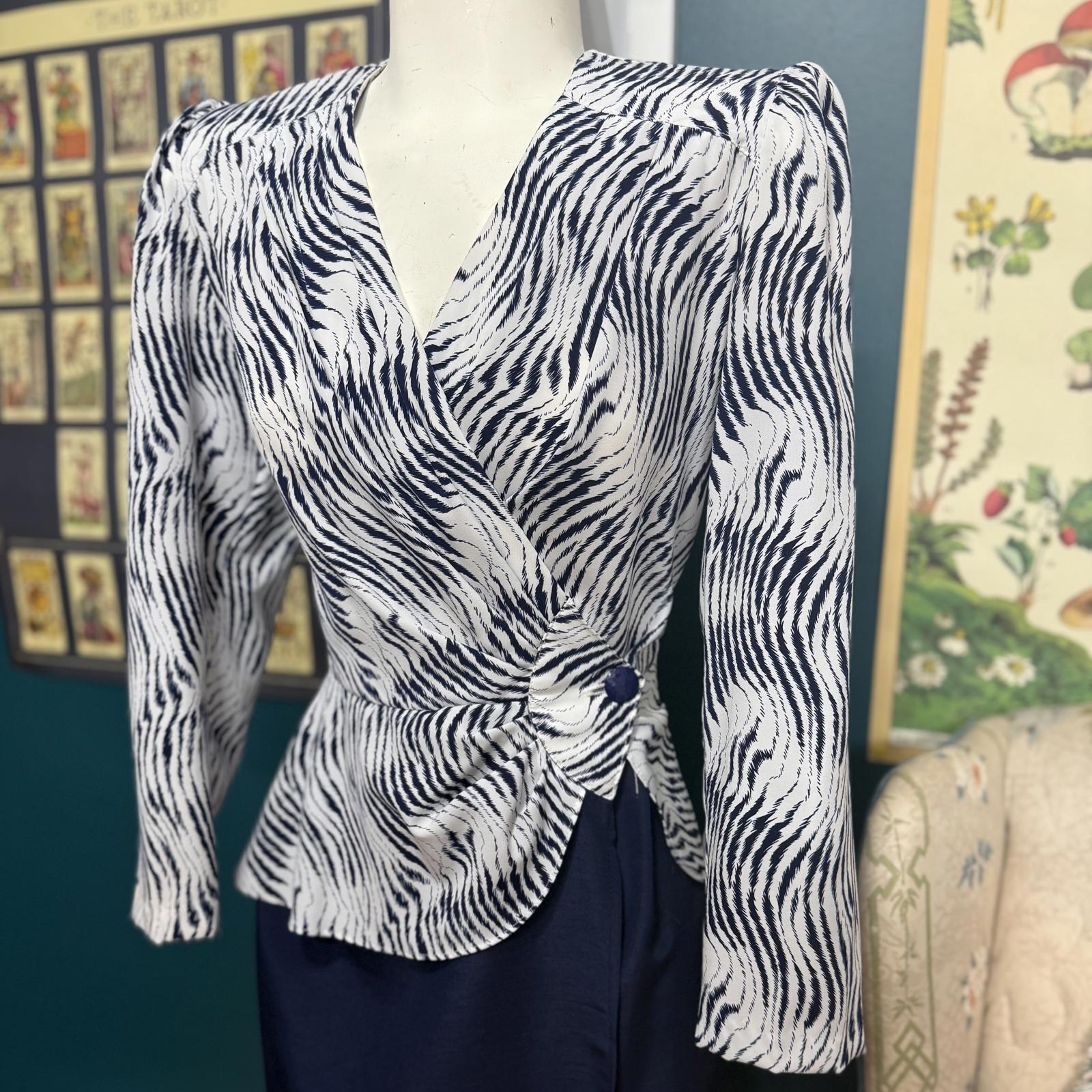 Vintage Union Label Petites by Demaro Peplum Dress size XS/S
