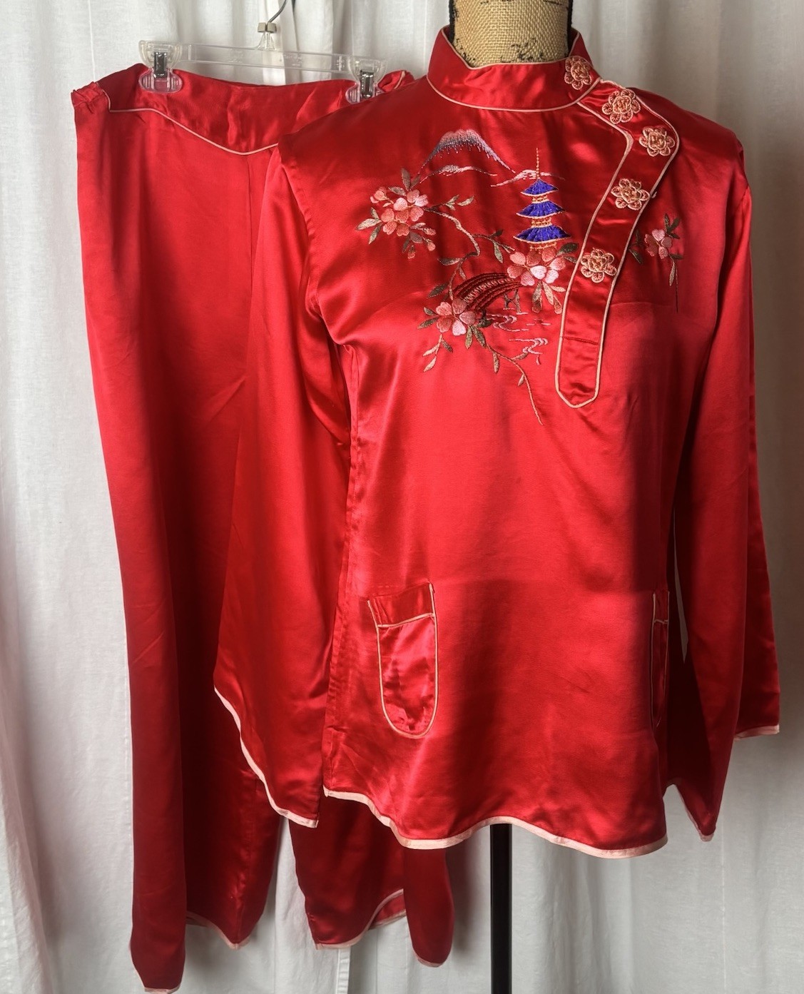 Vintage Sun Bros Japanese Red Silk Embroidered 2 Pc Pajamas M/L READ Yokohama