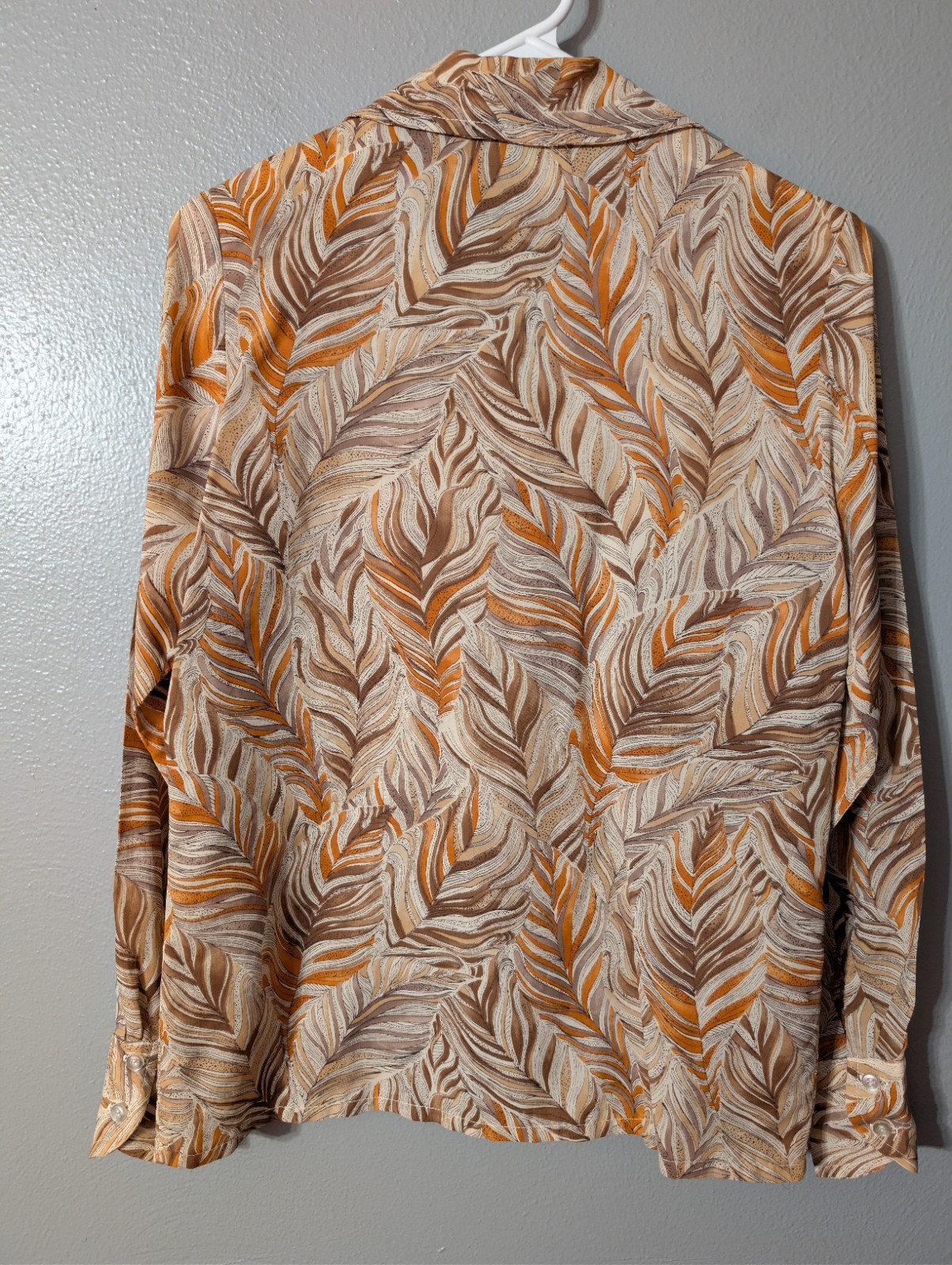 Vintage Prestige of Boston Earthy Leaf Print Blouse Retro 70s Dagger Collar