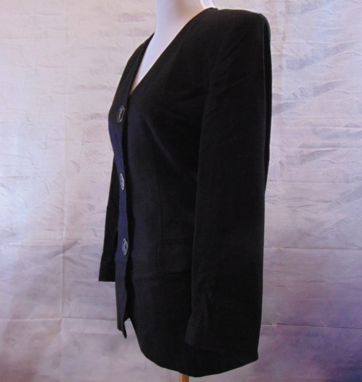Saville Women’s Black Lined Collarless V-Neck Fitted Blazer Size 8 Made In USA