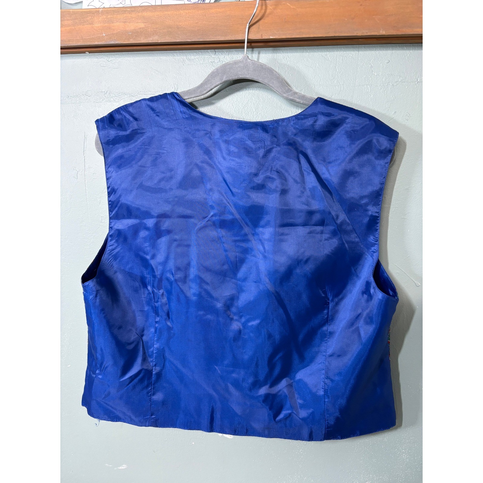 Leslie Fay Petite Vintage Rayon Vest Red Blue Geometric Diamond Print Size 16