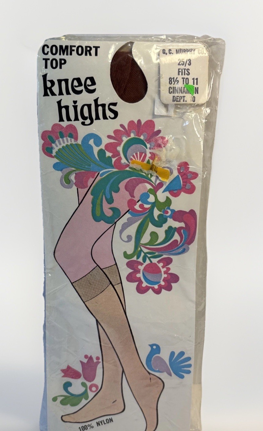 VTG Retro NOS Knee Highs Nylons Cinnamon 8-1/2 To 11 Standard G.C. Murphy Co
