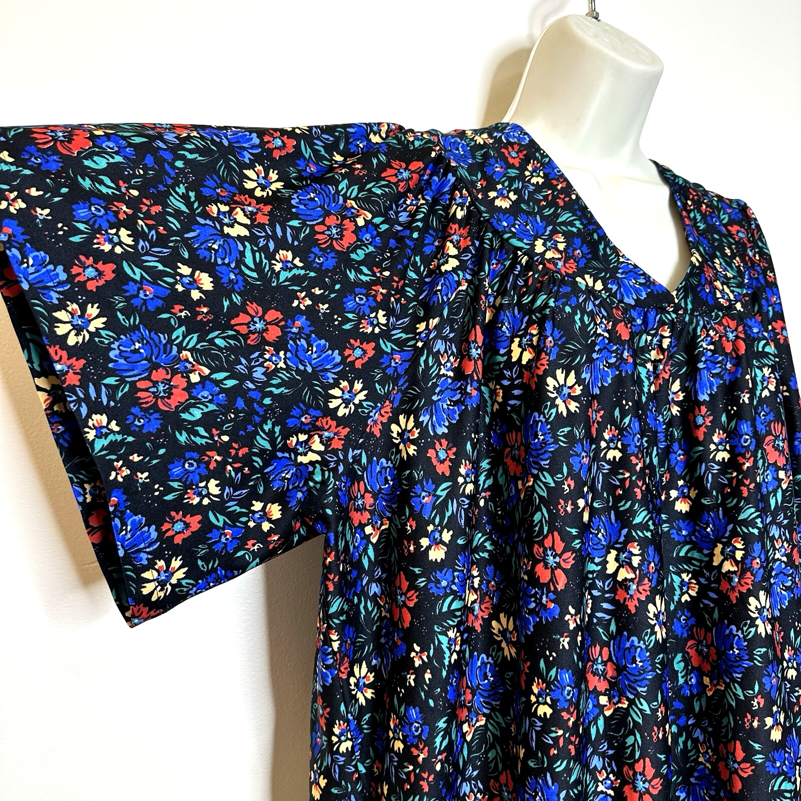 Vintage Floral Trapeze Lounge Boho Retro Muumuu MuMu Kaftan Women’s House Dress