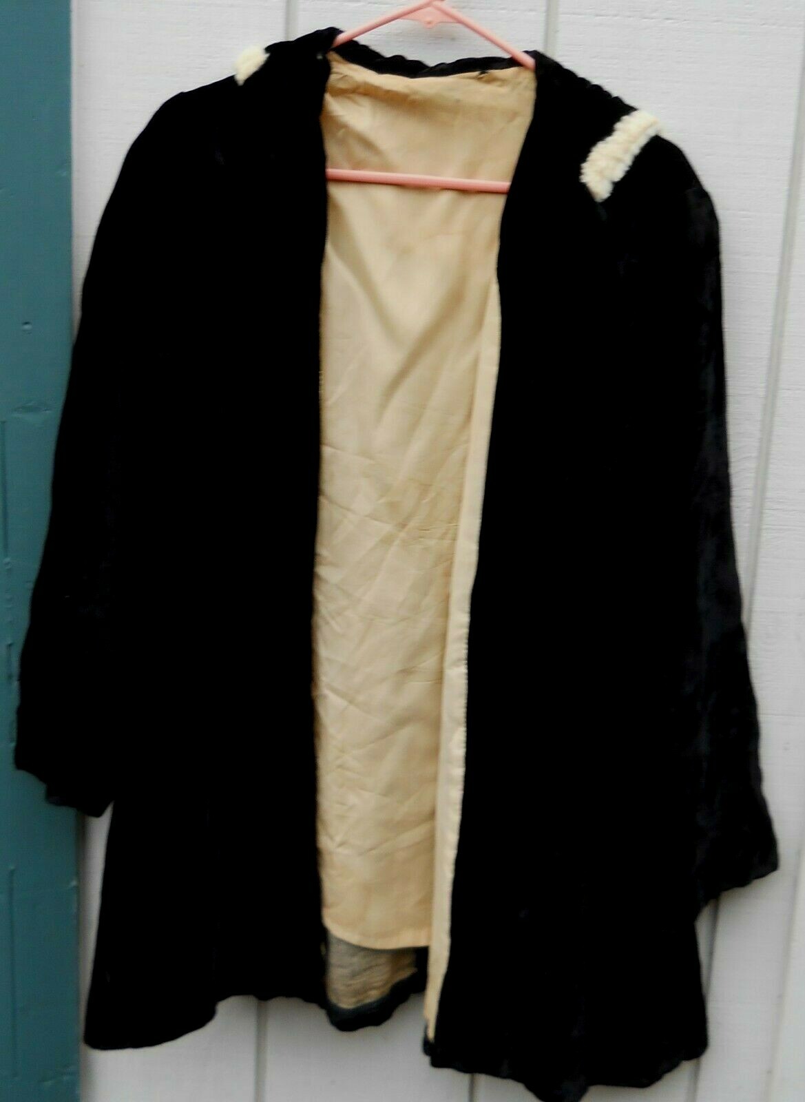 VINTAGE 40’S WOMEN’S BLACK SILK VELVET HOODED OPEN JACKET SIZE LARGE NO LABEL