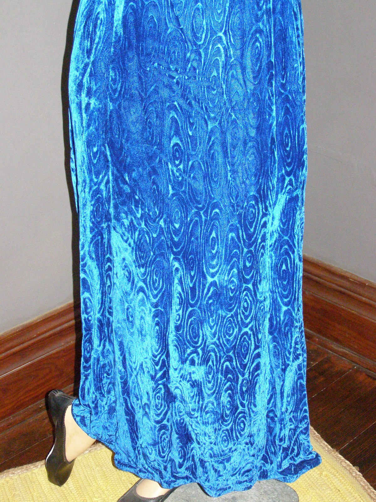 Vintage 60’s royal blue swirl VELVET maxi dress S M BOW back & hair comb regal