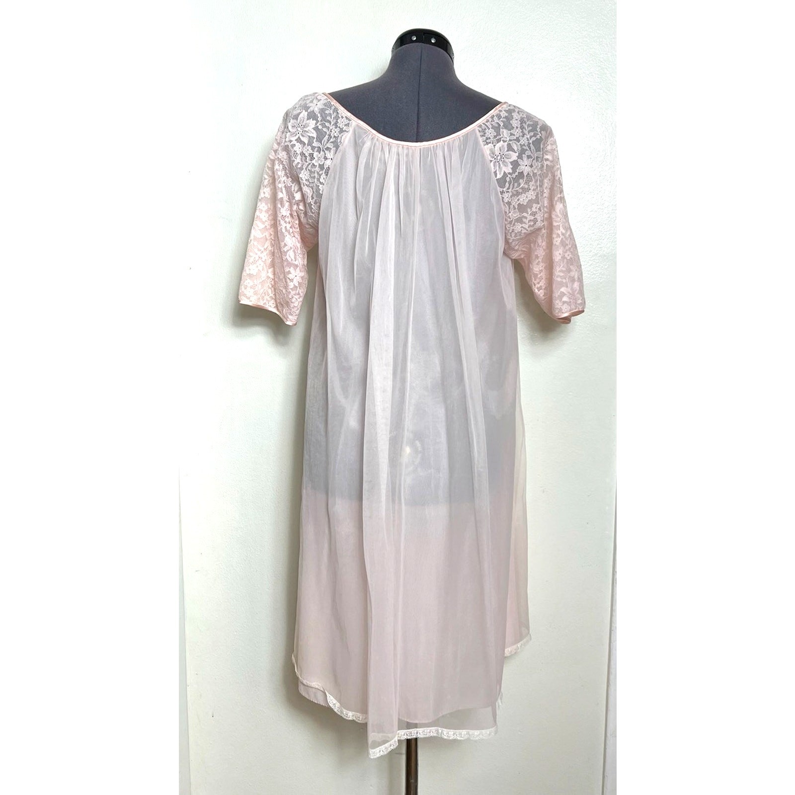 Vintage 1950s Vanity Fair Pink Chiffon Peignoir Robe Lace Sheer Babydoll XS