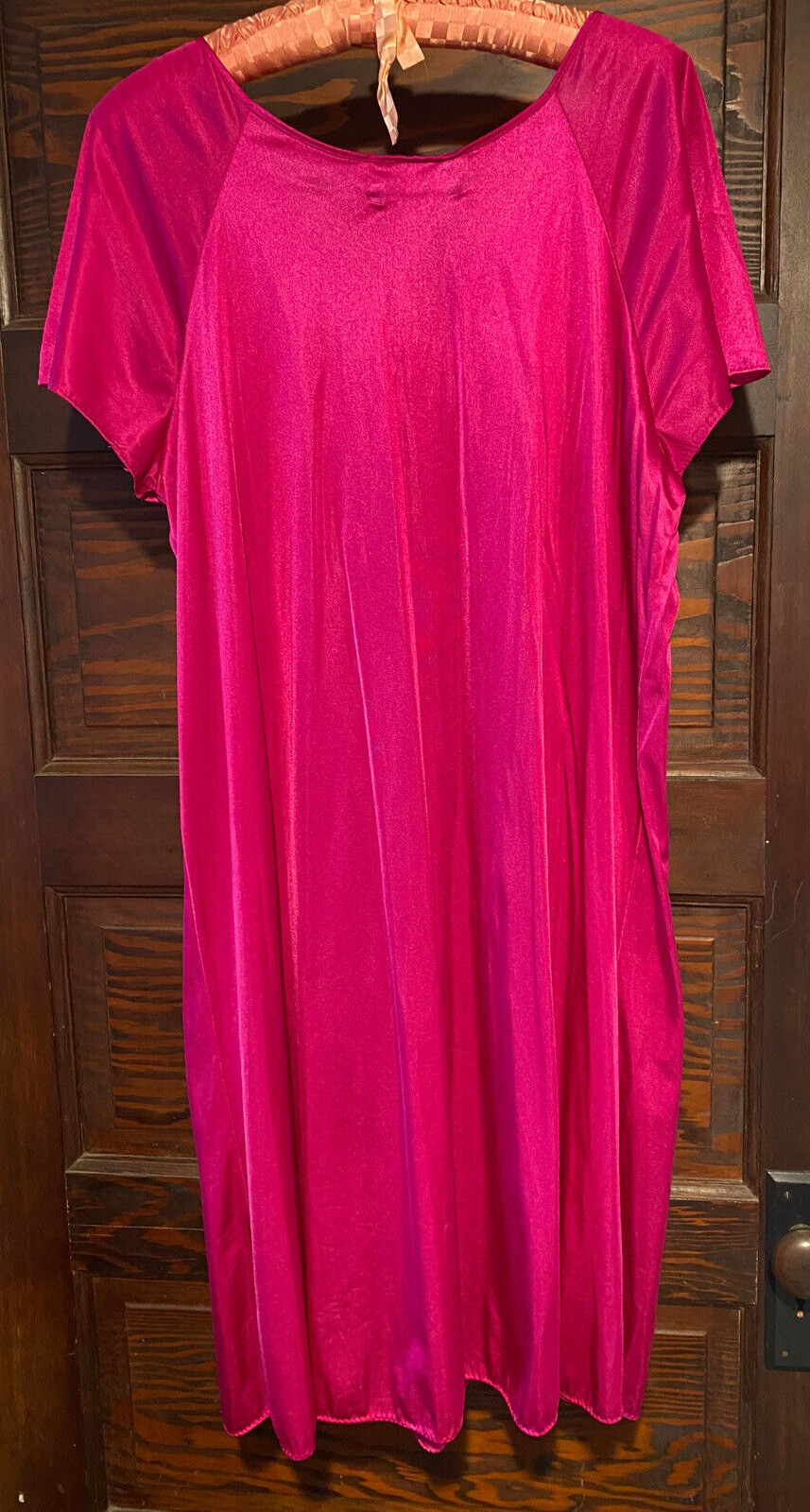 Vtg VANITY FAIR Women’s Butterfly Lace Nightgown Hot Pink Magenta Size Medium M