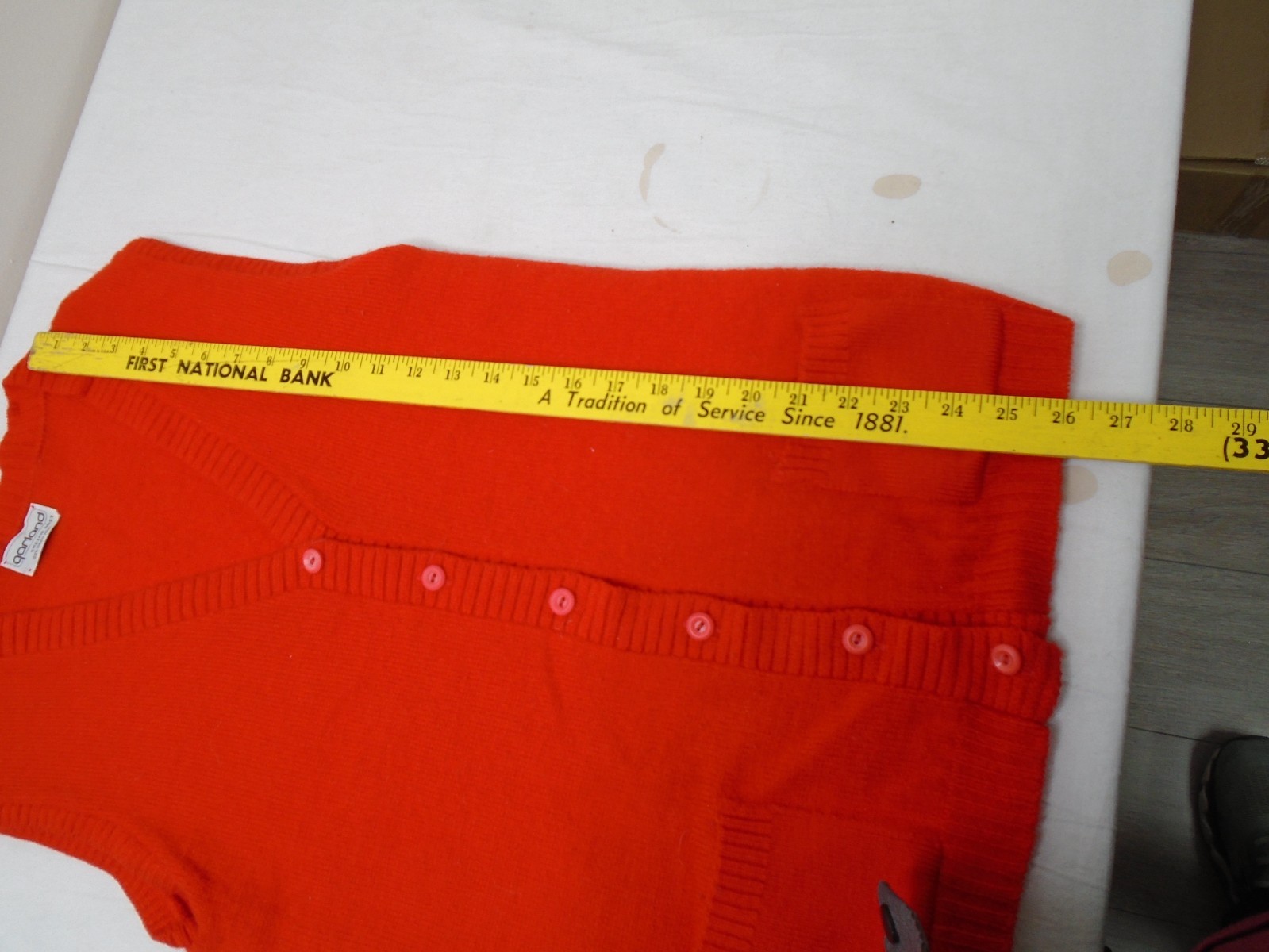 Vintage Womens Garland 100% virgin wool red sweater vest WARM Small