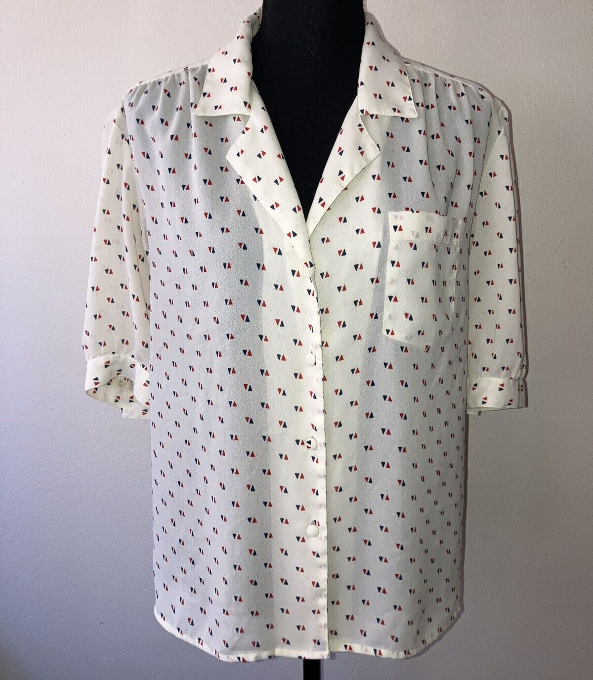 Vintage ’80s Laura & Jayne Short Sleeve Button Down Blouse Sheer Geometric Large