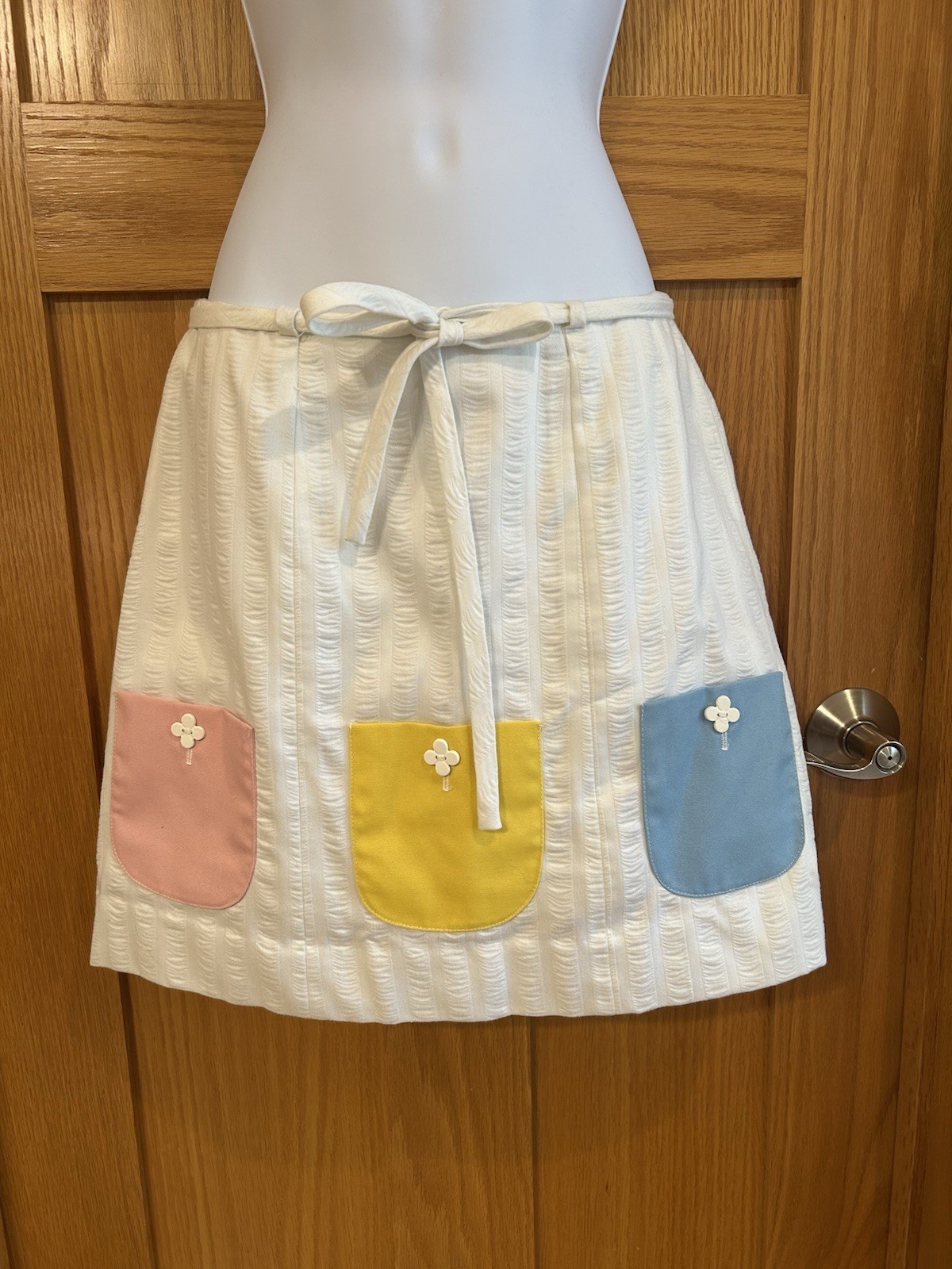 Vintage David Smith White Skort 3 Pockets Cotton Yellow Pink Blue Size 10