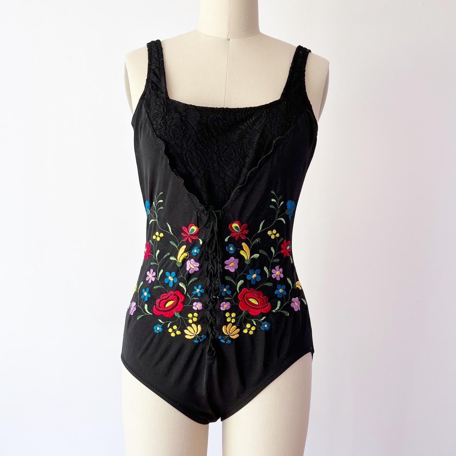 Gottex One Piece Swimsuit Black Floral Embroidered Lace Up Vintage 8