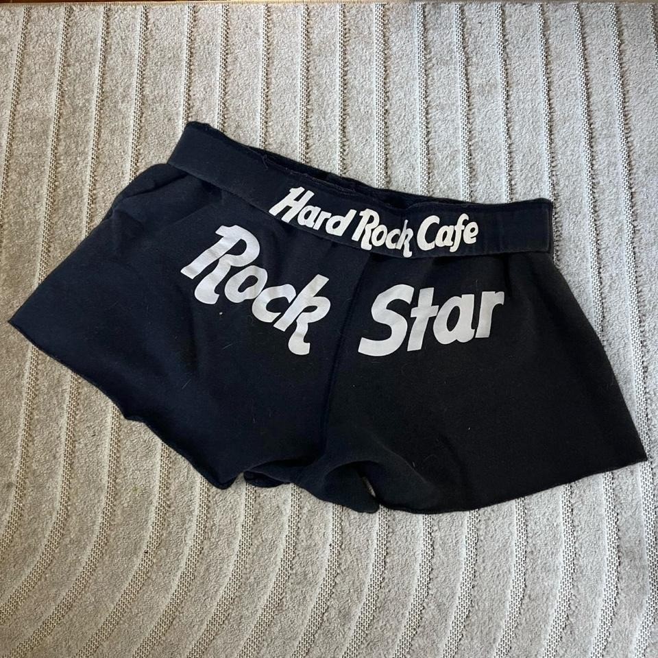 VTG Y2K Hard Rock Cafe black shorts size XL Rock Punk Rave Concerts Party