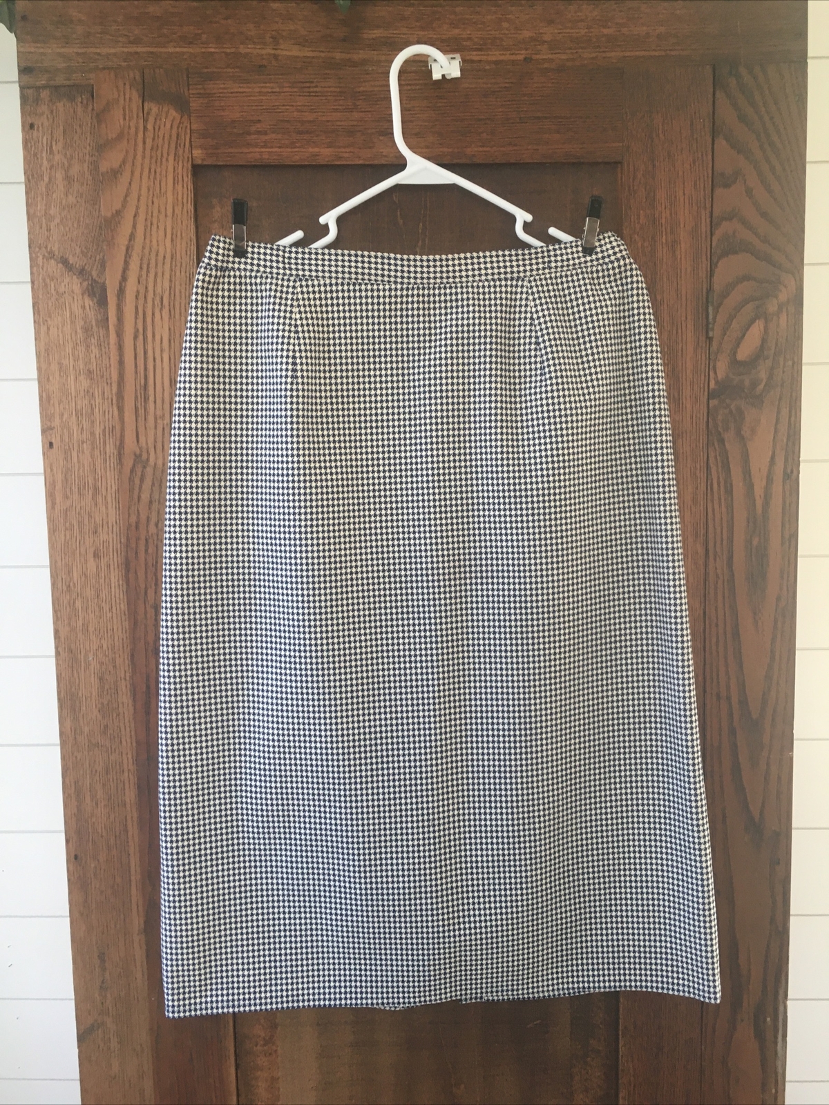 Vintage~ Count Romi Ultra Suede Skirt Houndstooth Dark Blue & Off White Size 14