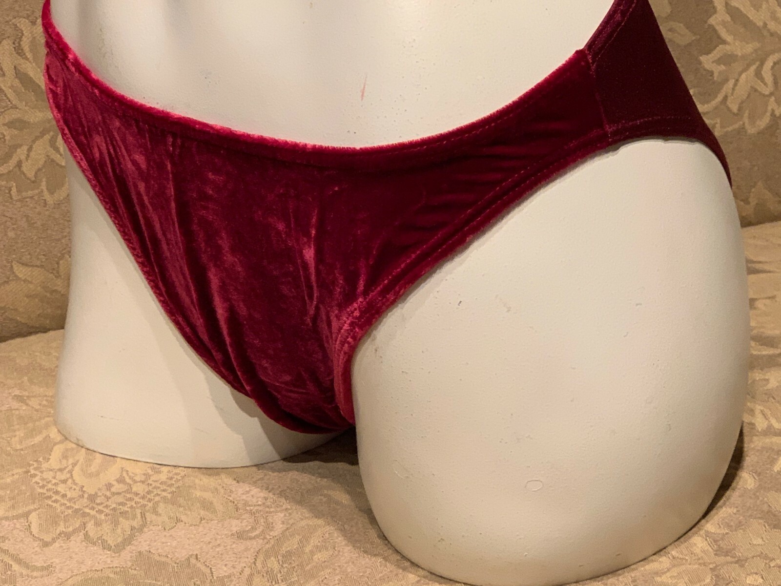 VINTAGE BURGUNDY RED VELVET SHIMMERY SATIN BACK HI-CUT BRIEF PANTIES ~ MEDIUM