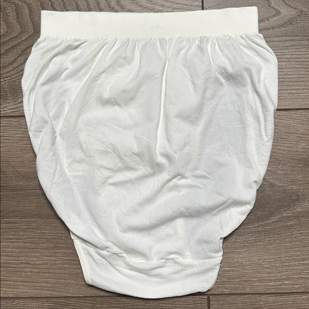 Vintage 90s High Waist High Cut Seamless Nylon Panty White By Dim Sz 8/9