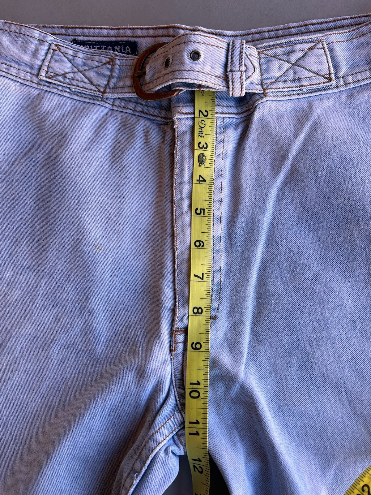 VINTAGE BELTED BELL BOTTOM JEANS LIGHT WASH 30”X31”