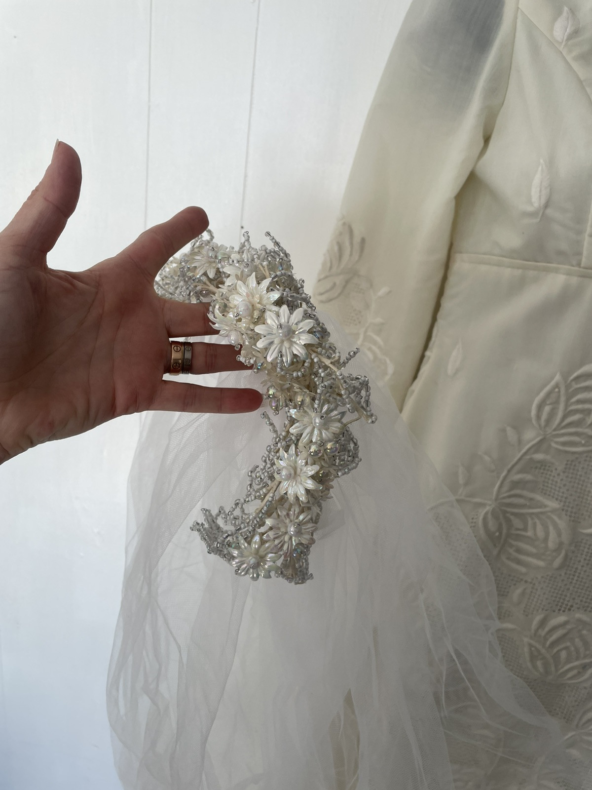 Vtg Stunning Ivory Tapestry Lantern Style Wedding Dress W/ Veils 30”/28”/52”
